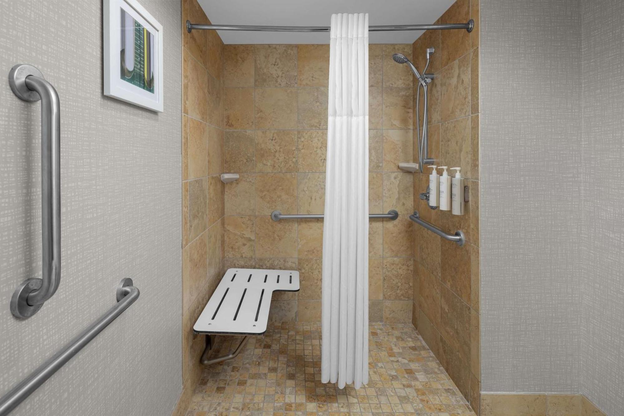 Hampton Inn Cleveland-Downtown Εξωτερικό φωτογραφία
