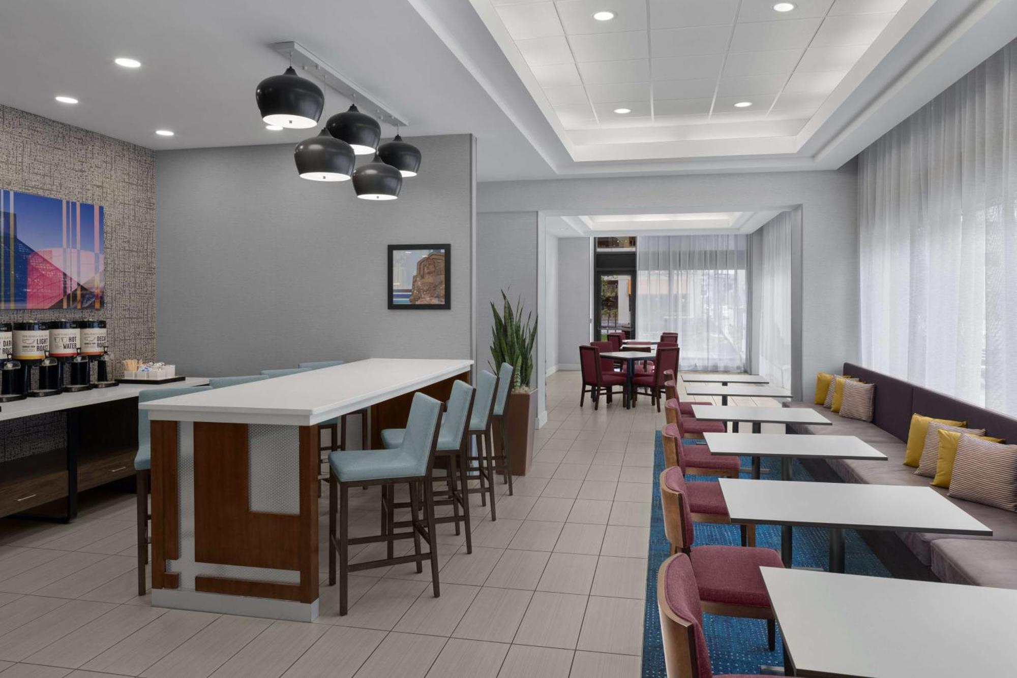 Hampton Inn Cleveland-Downtown Εξωτερικό φωτογραφία