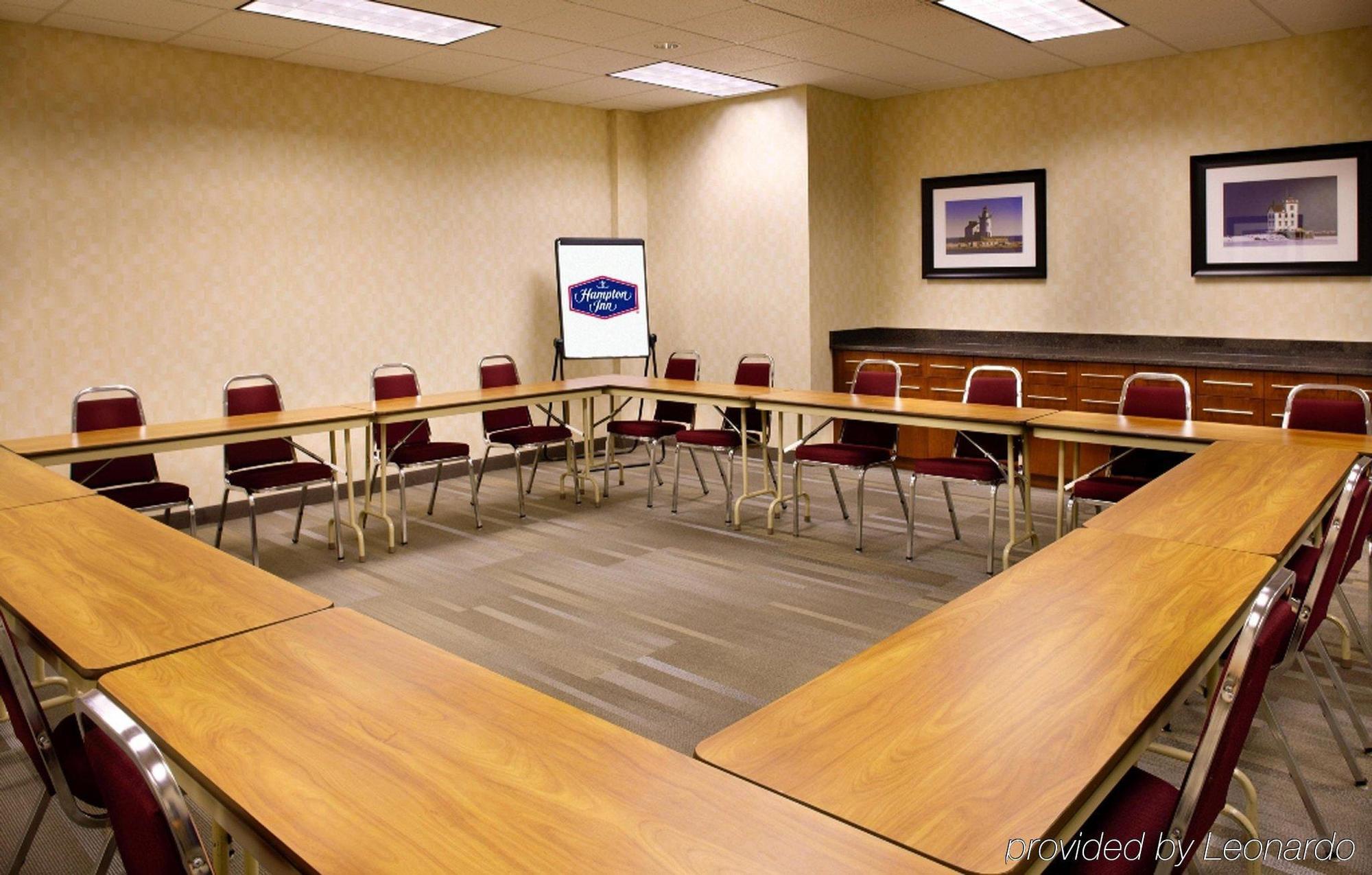 Hampton Inn Cleveland-Downtown Εξωτερικό φωτογραφία